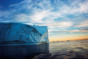 12270-1 - Disko Bay, Ilulissat, Greenland