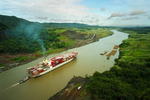 13917-5 - Gaillard Cut, Panama Canal, Panama